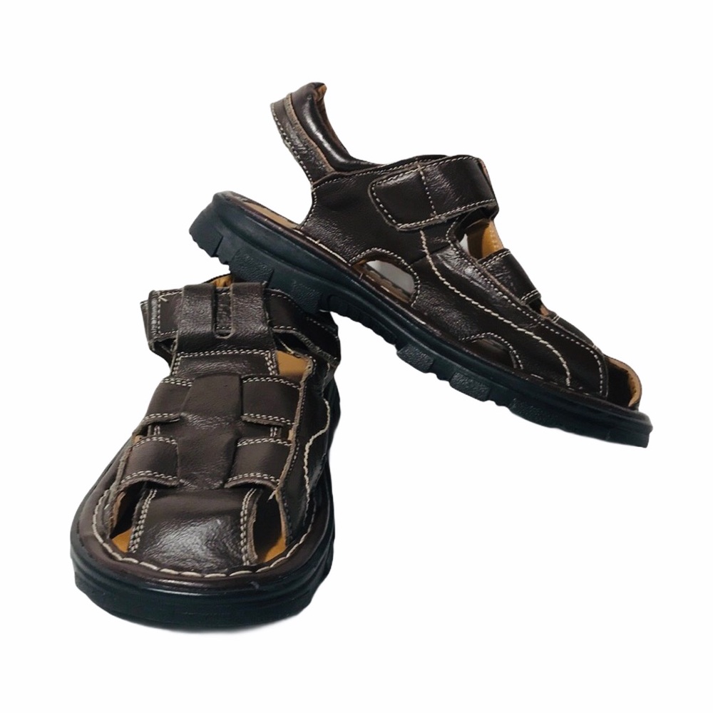 NWOT COCO Jumbo Boys Leather Sandals